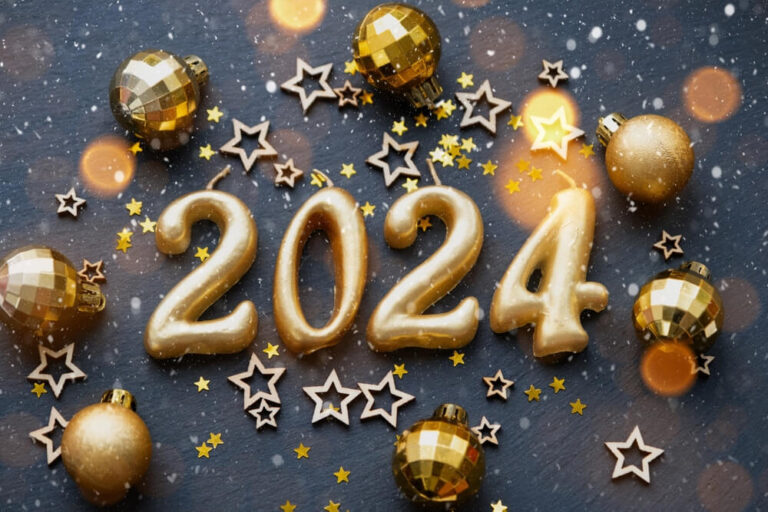 100 Best Happy New Year Screensavers 2025